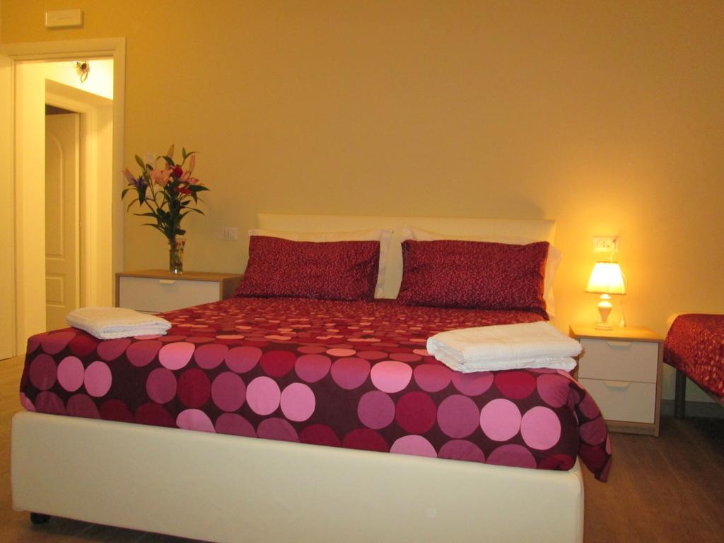 Trevi Elegance Suite Řím Pokoj fotografie